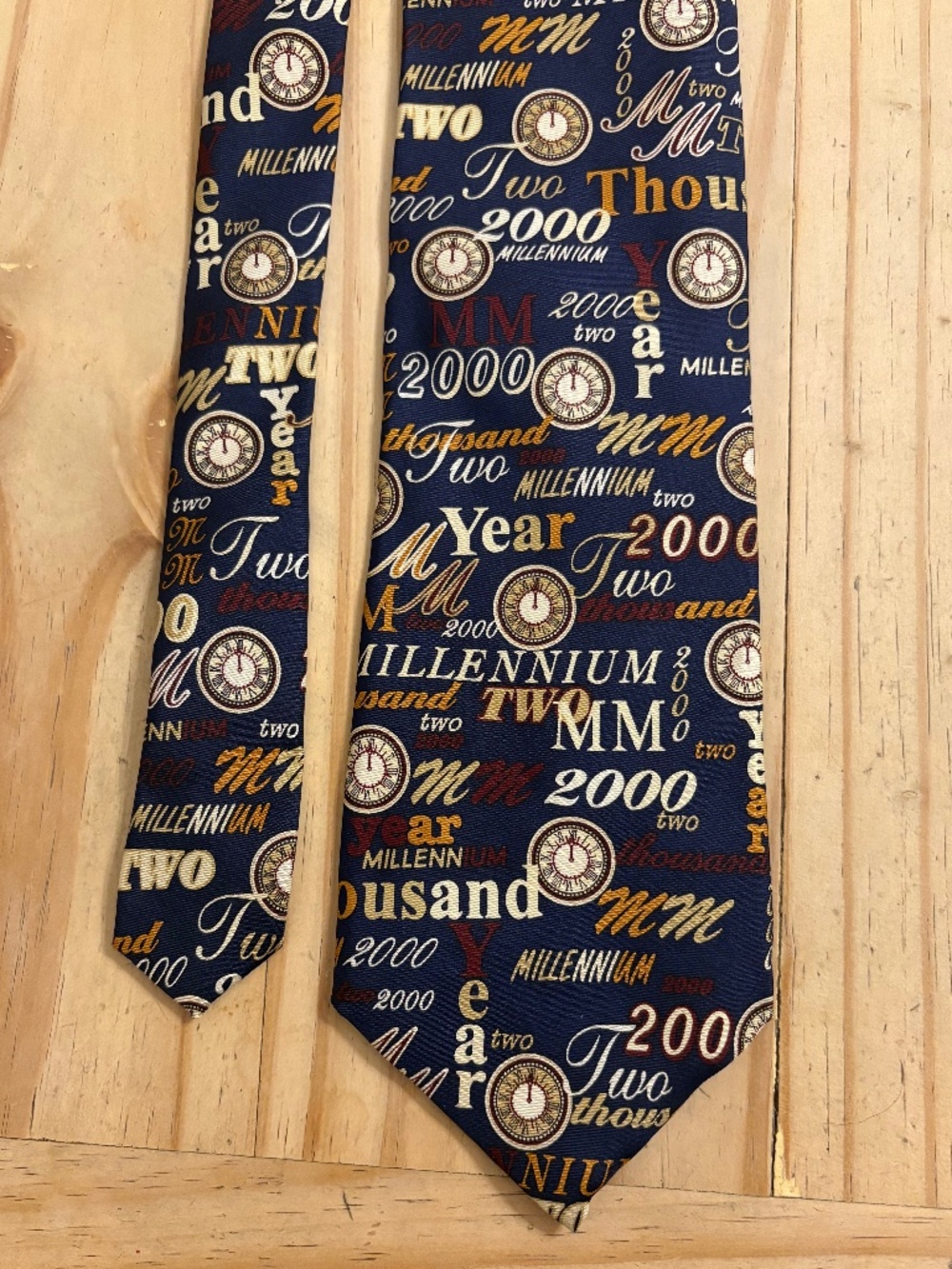 Vintage "Past Times" Alynn Silk Necktie